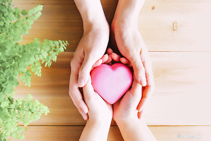 その手のぬくもりを忘れないで