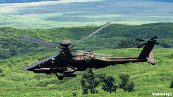 今回の衝突事故を起こした同型ヘリ(AH-64 アパッチ)